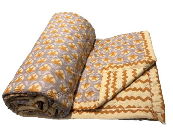 Rustic Charm Ultrasonic Comforter