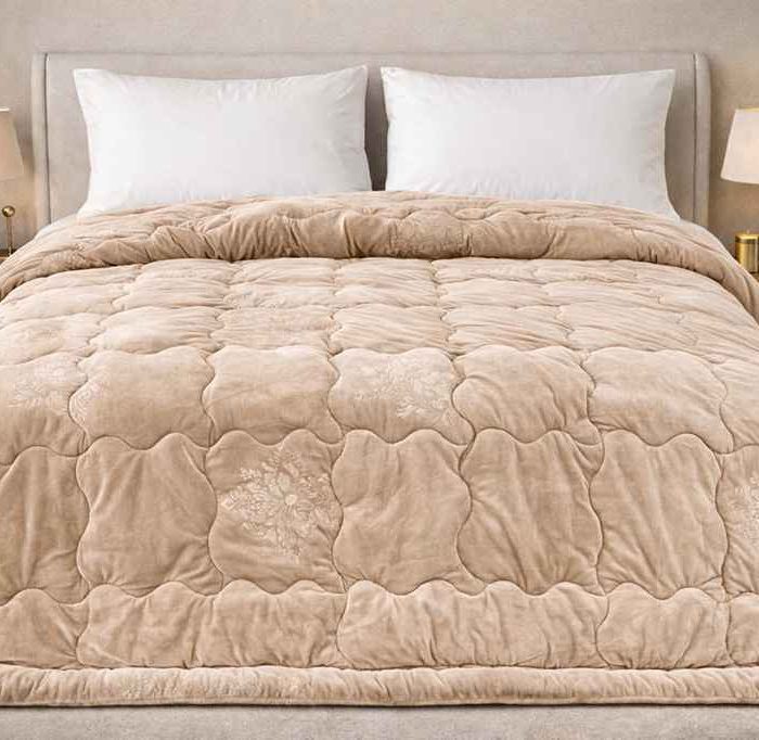 Premium Self-Embossed Velvet Sherpa Winter Quilt / Razai – King Size